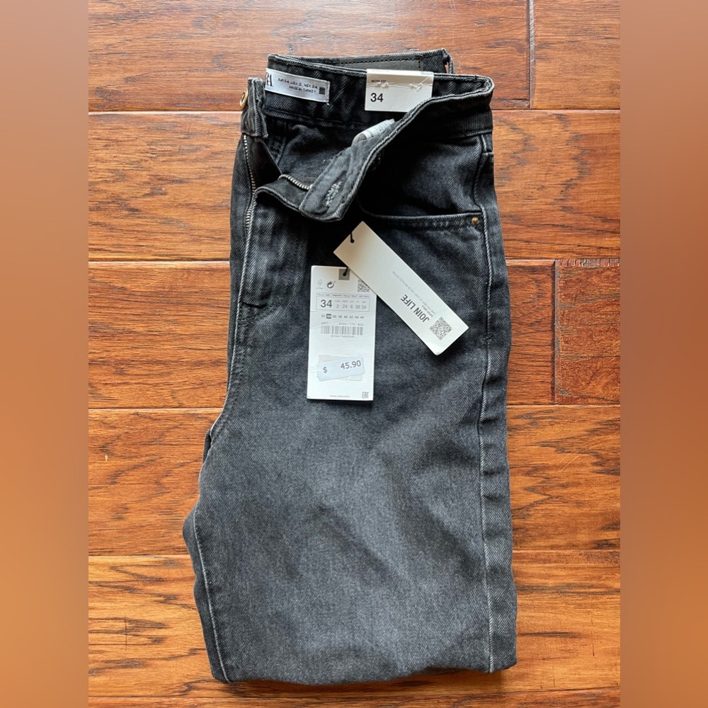 Black ankle length ZARA jeans